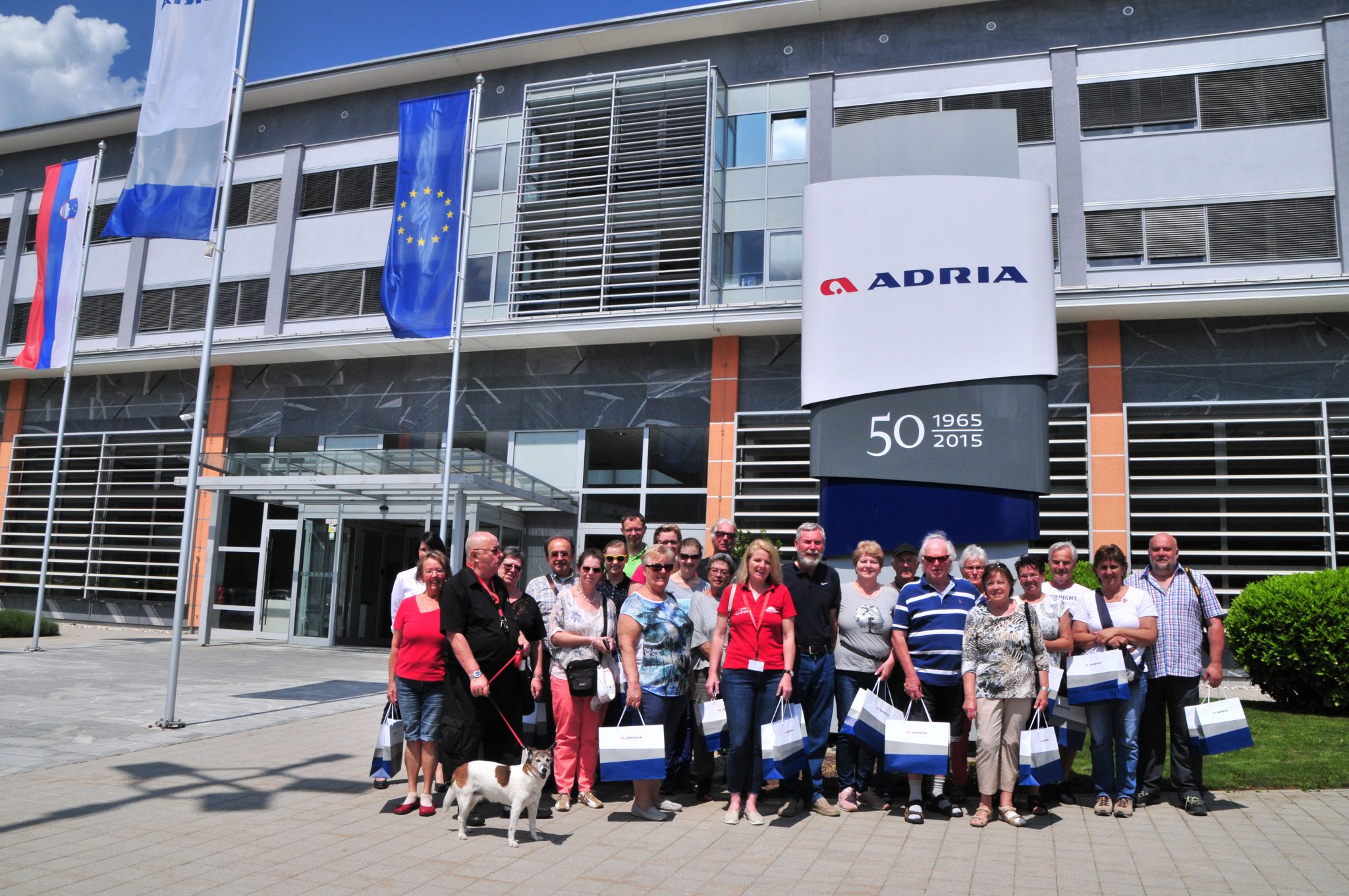 kundenfahrt gruppe vor adria moibl