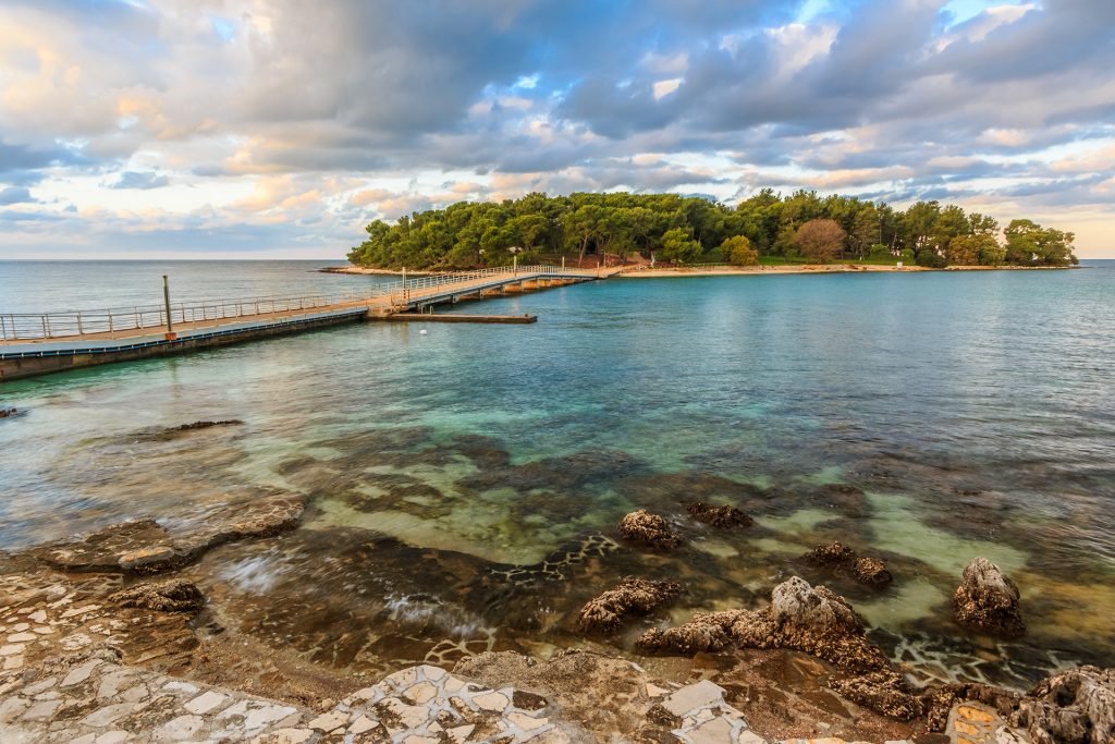 Insel-vor-unserem-FKK-Camping-Koversada